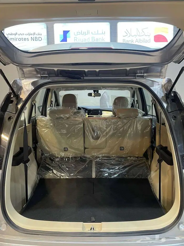 ميتسوبيشي اكسباندر HL 2025 مبيعات بنوك 9