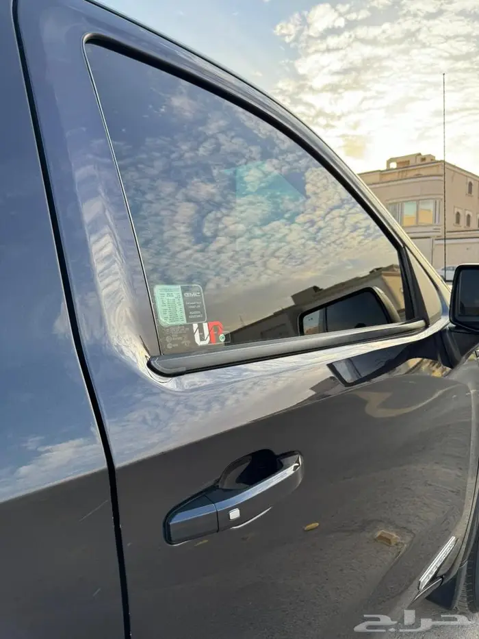 جي ام سي سييرا 2023 الفيشين 8