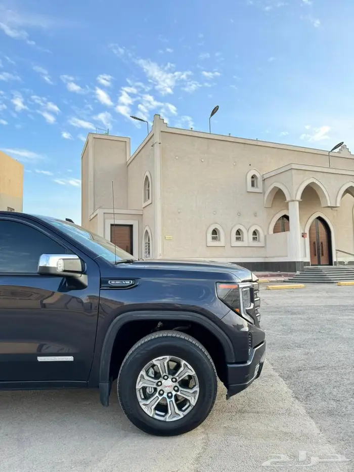 جي ام سي سييرا 2023 الفيشين 11