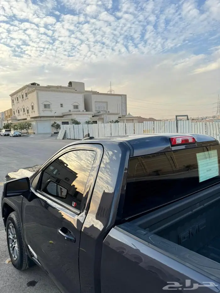 جي ام سي سييرا 2023 الفيشين 22