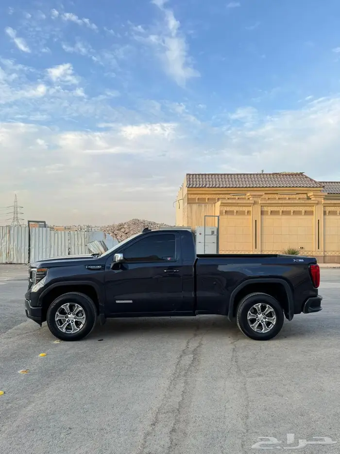 جي ام سي سييرا 2023 الفيشين 14