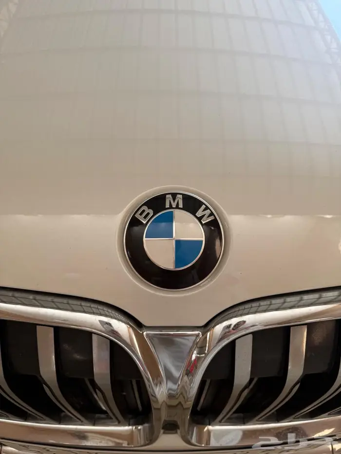 Bmw 2020 730 مخزن 3