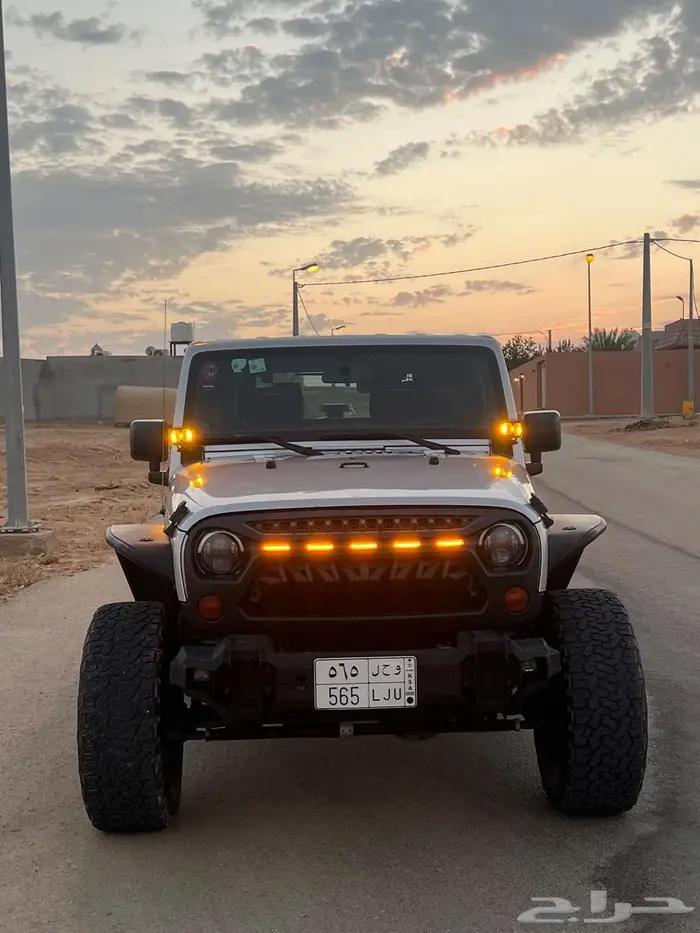 جيب شروكي لانجلر سبورت 9