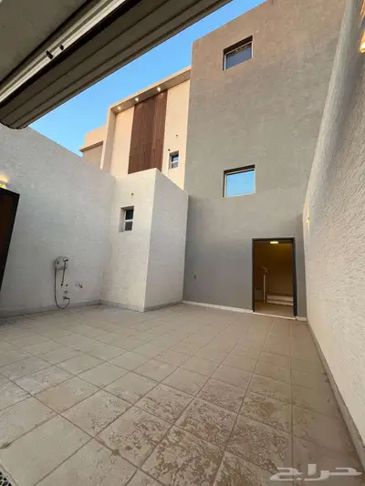 للتأجير السنوي  وحدة علوية نظام دبلكس بحي قرطبة (شمال بريدة) index