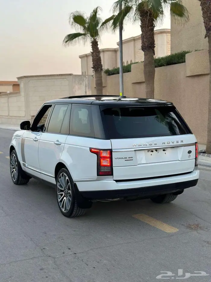 رنج روفر فوج لؤلؤي 2014 فوج سوبرتشارج نظيف جدا بحالة ممتازة 3