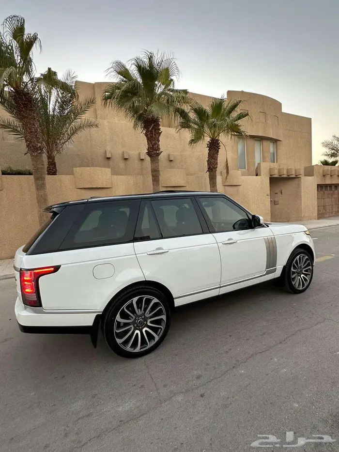 رنج روفر فوج لؤلؤي 2014 فوج سوبرتشارج نظيف جدا بحالة ممتازة 9