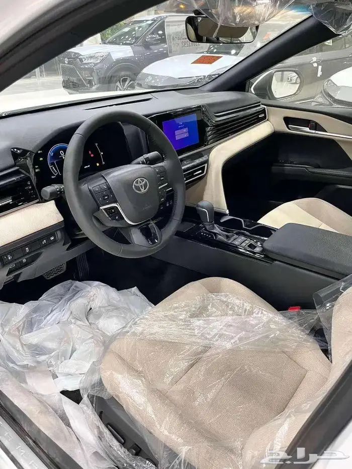 تويوتا- كامري- LE -هايبرد- 2025-بطاقه - ابيض 10