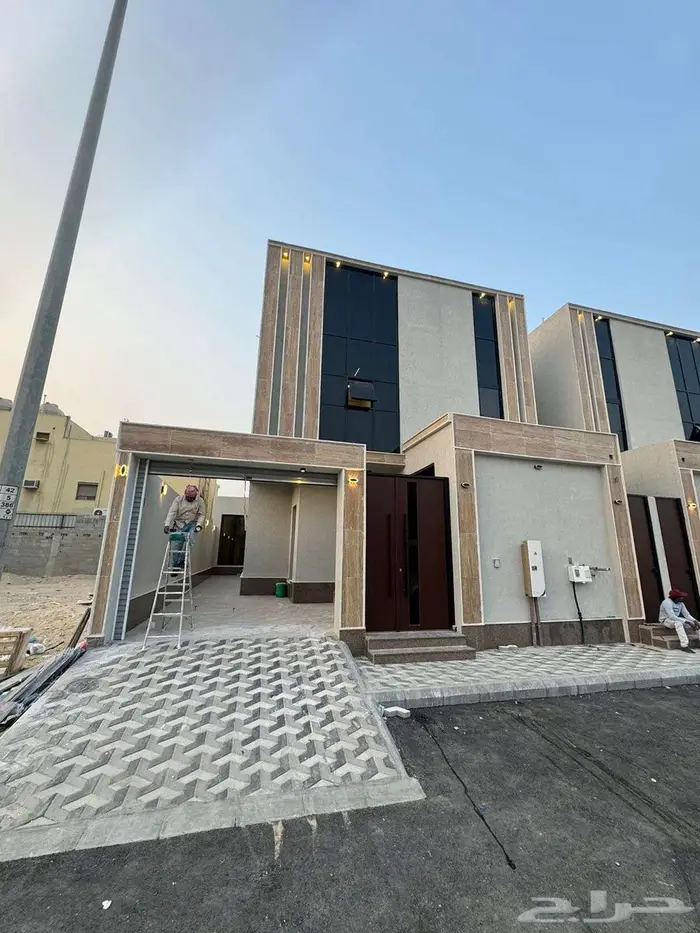 للبيع فيلا فاخرة منفصلة جديدة بطيبة الدمام 0