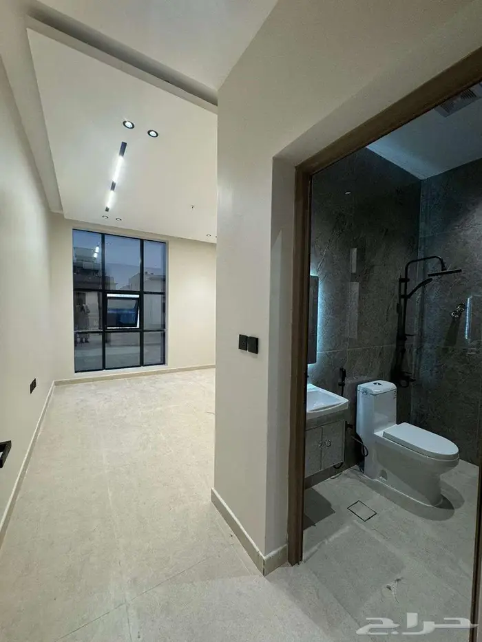 للبيع فيلا فاخرة منفصلة جديدة بطيبة الدمام 2