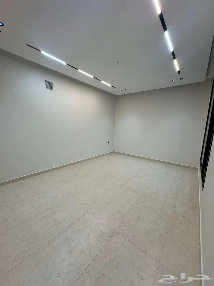 للبيع فيلا فاخرة منفصلة جديدة بطيبة الدمام 4