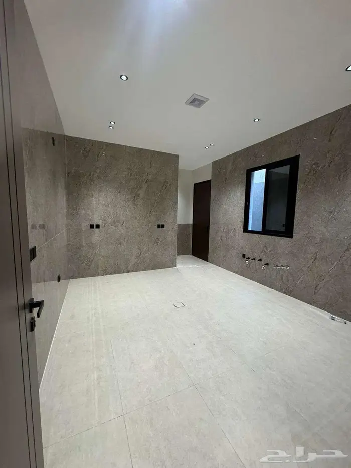للبيع فيلا فاخرة منفصلة جديدة بطيبة الدمام 11