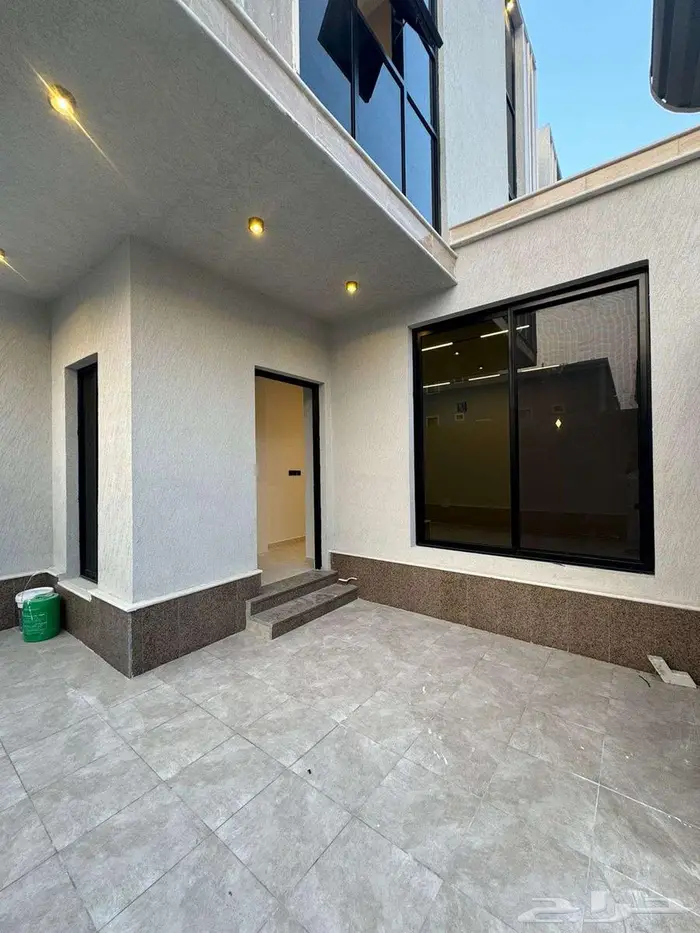 للبيع فيلا فاخرة منفصلة جديدة بطيبة الدمام 9