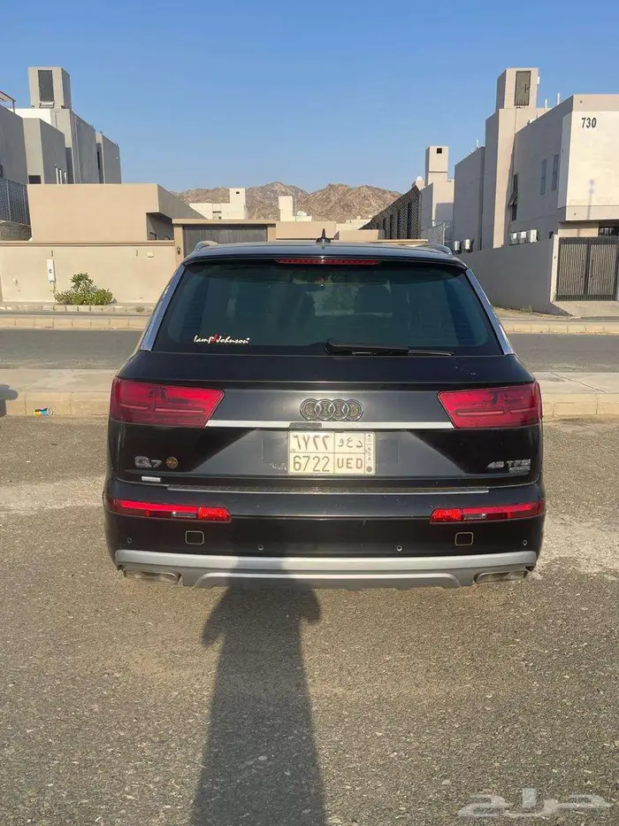 اودي كيو سفن الابواب شفط فل كامل علي صيانه الشركه موديل 2019 9