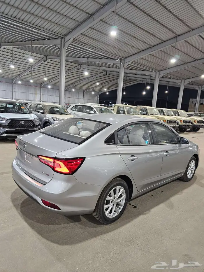 أم جي 5 استاندر موديل 2025 3