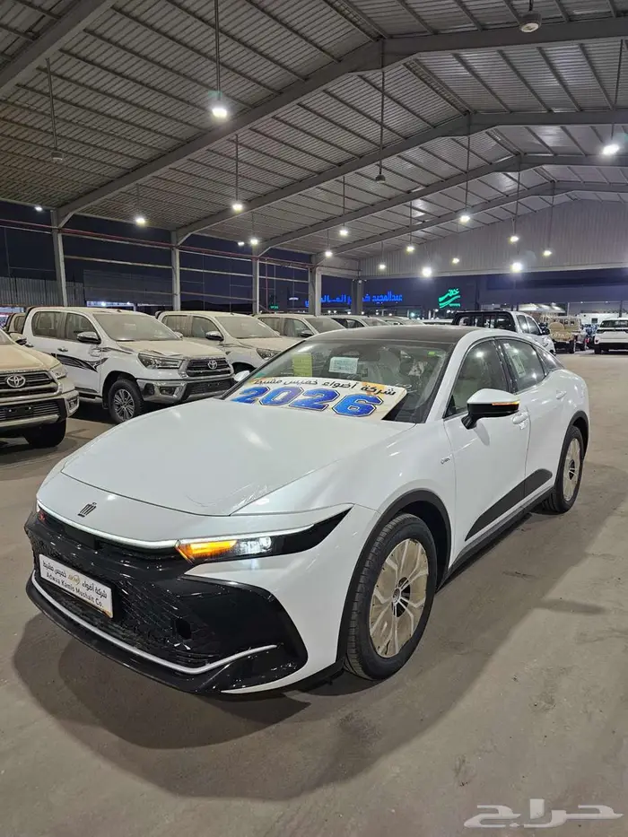 كراون برستيج - 2026 كاش واقساط 1 8