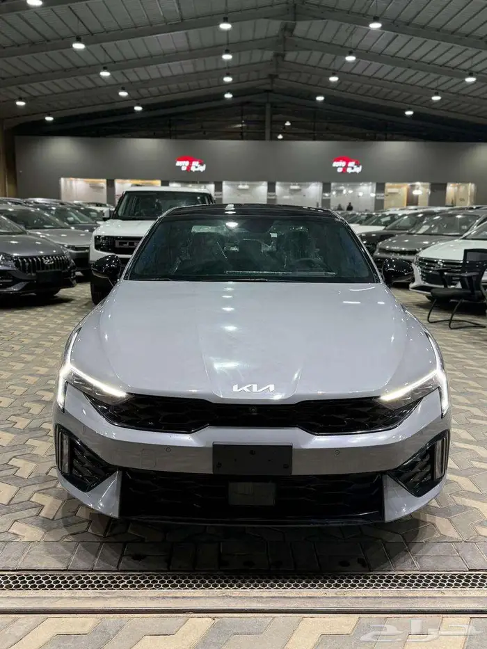 كيا k5 موديل2025 تصميم أنيق وأداء يخطف الأنظار (كاش و تقسيط) 3