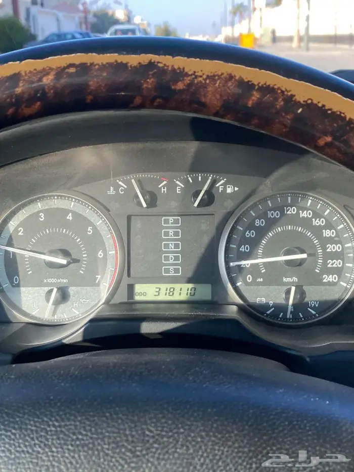 جيب لاندكروزر 1