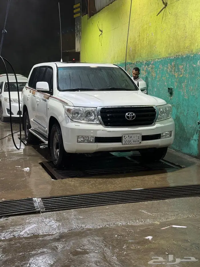 جيب لاندكروزر 0