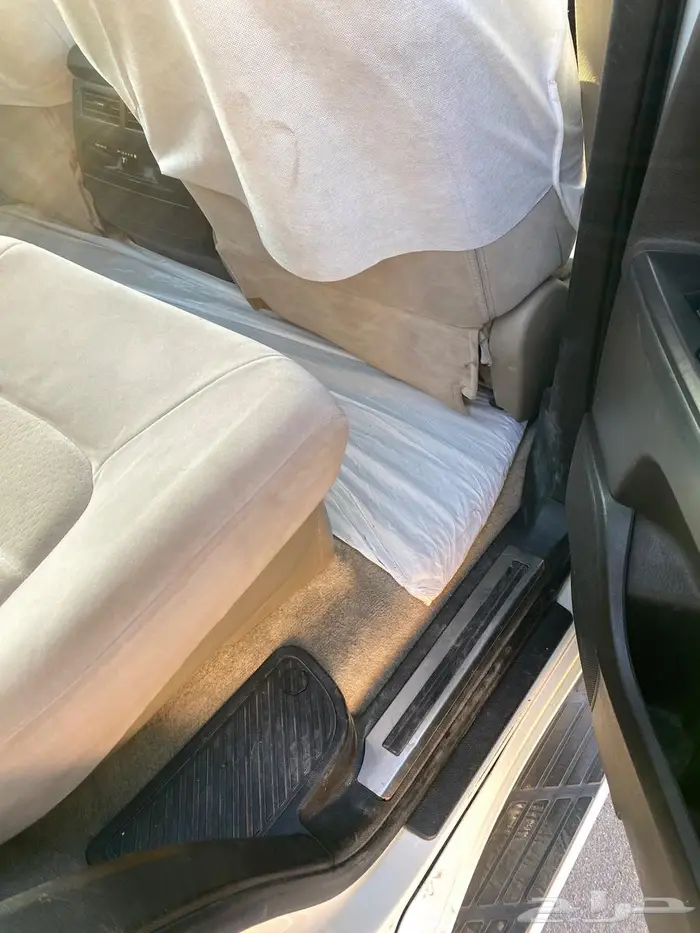 جيب لاندكروزر 18