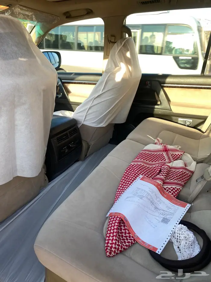 جيب لاندكروزر 21