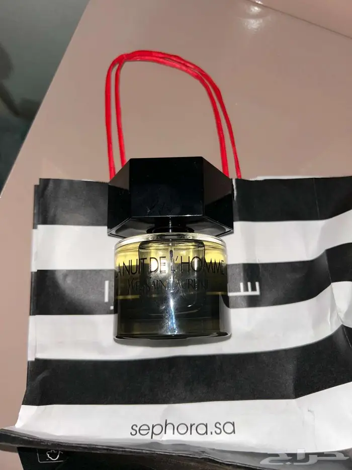 عطر سان لوران لا نوي دي لوم 1