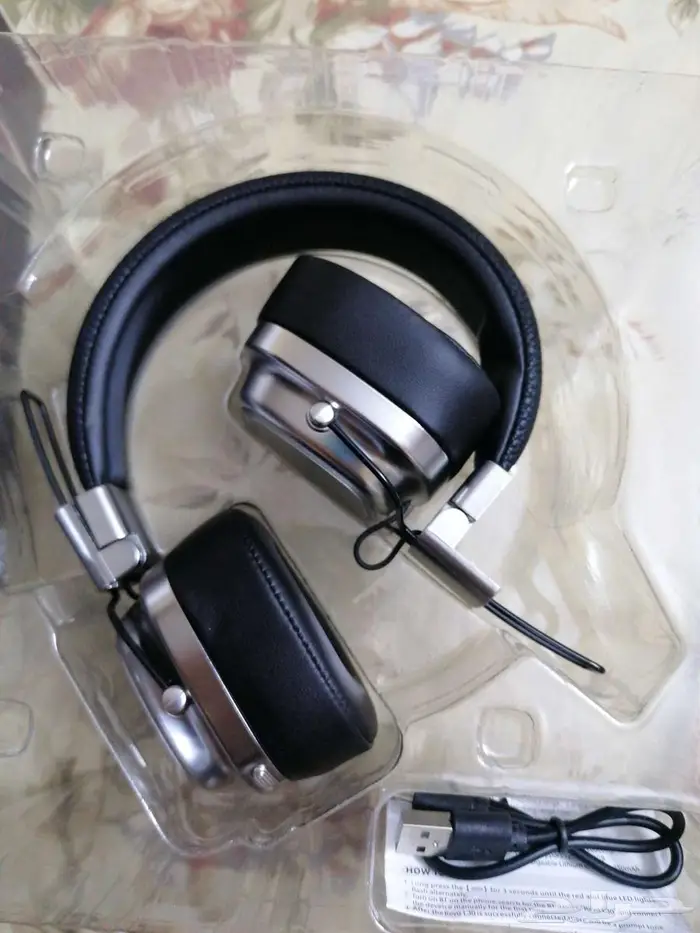 ليزر للجسم وسماعات بلوتوث 4