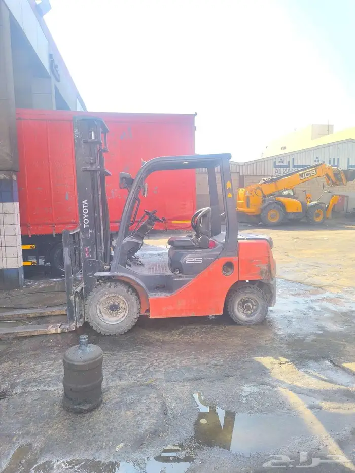 رافعه شوكيه فوركلفت سكين forklift كرين ونش للايجار 1