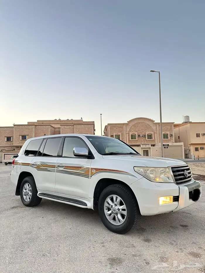 جيب لاند كروزر 2008 للبيع او البدل 0