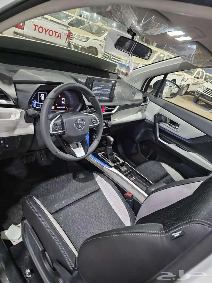 تويوتا فيلوز موديل 2025 كاش واقساط 9