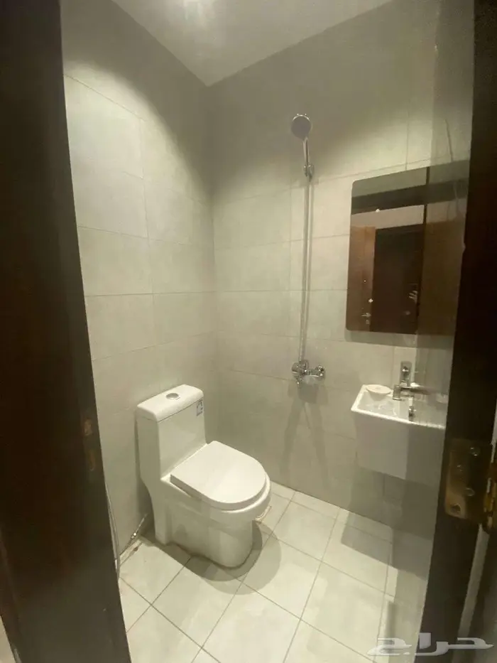 شقة جديدة للايجار بحي الواحة جدة 6