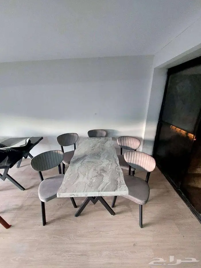 طاولات طعام 6 كراسي متوفر كمية عرض خاص 7