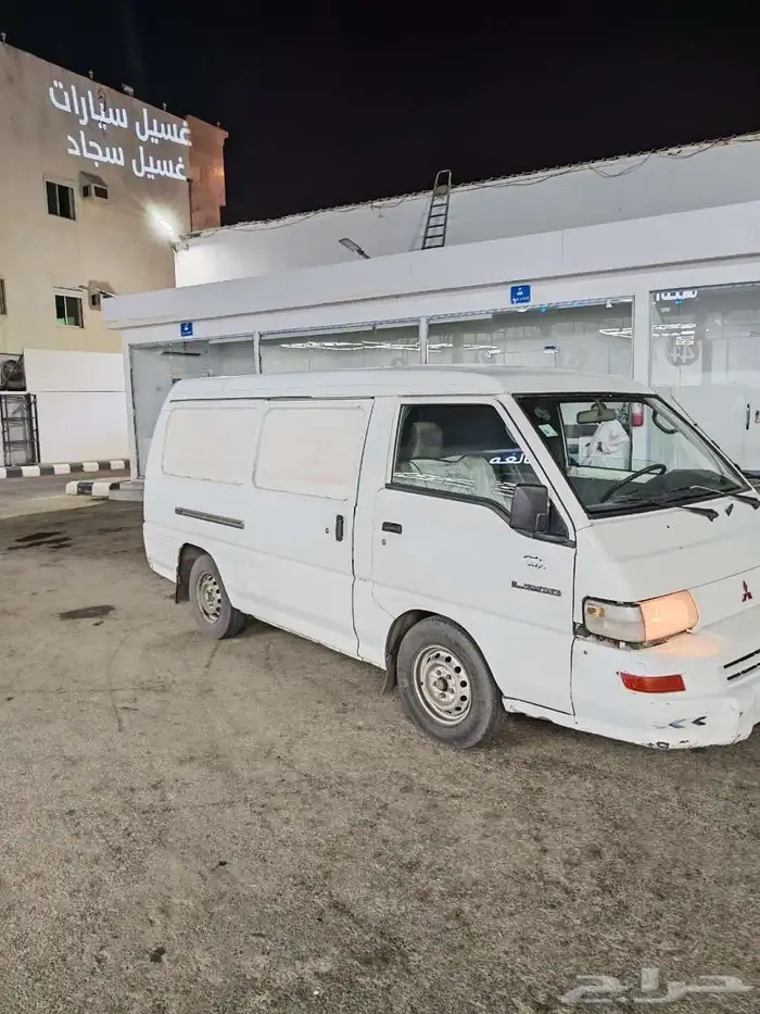 باص مستبيشي 2008 5