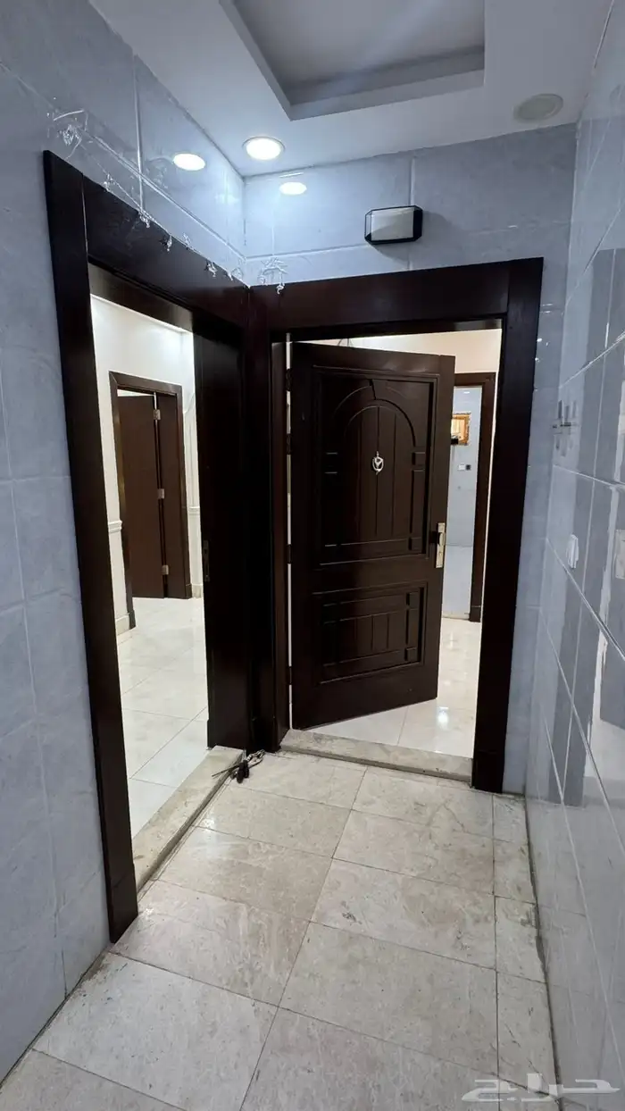 شقة راقية للايجار السنوي بحي التيسير قريبة من الخدمات 3