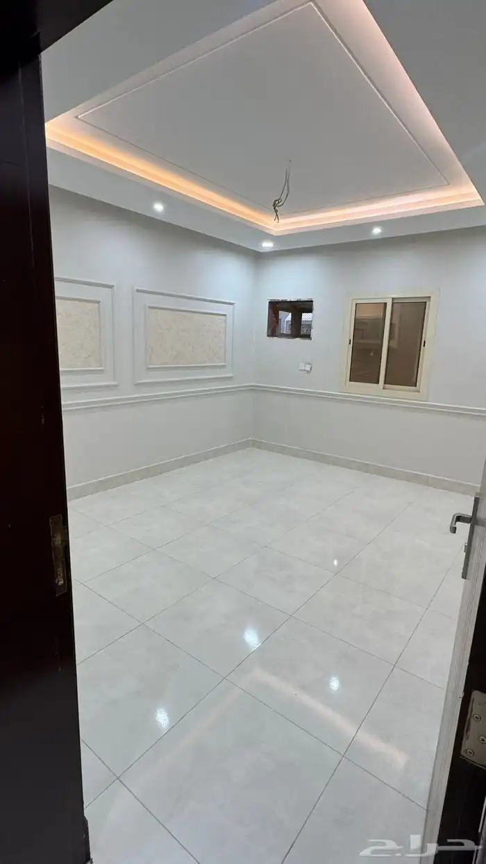 شقة راقية للايجار السنوي بحي التيسير قريبة من الخدمات 6