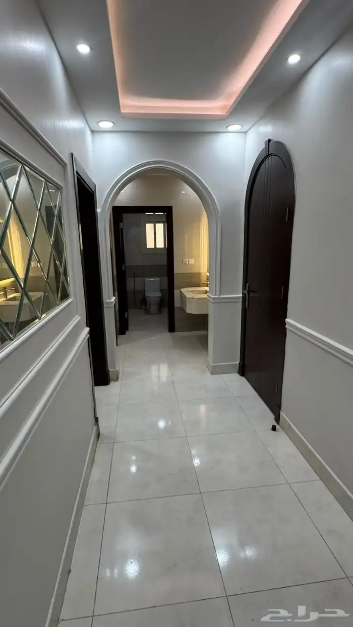 شقة راقية للايجار السنوي بحي التيسير قريبة من الخدمات 8
