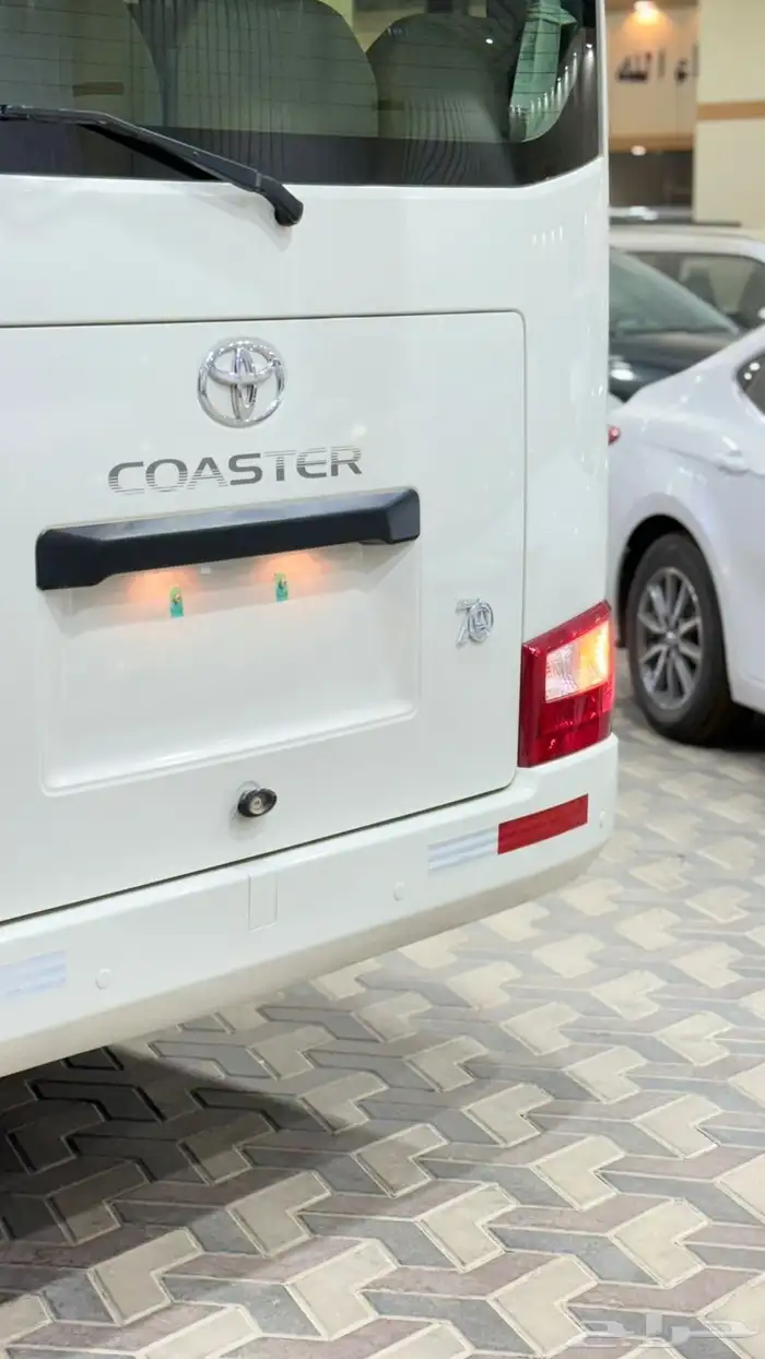 تويوتا كوستر 2025 22