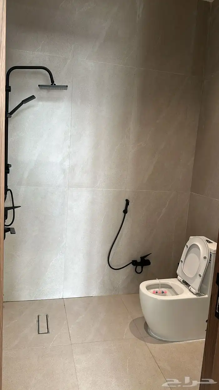 للبيع استراحه مخطط 43 الصواري الخبر 8