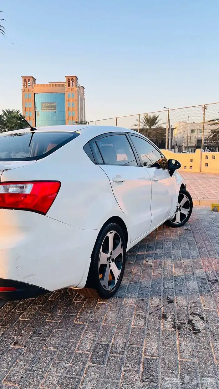 KIA Rio موديل 2012 ممشي 210 الف فقط اوتوماتيك الاستمارة سا 1