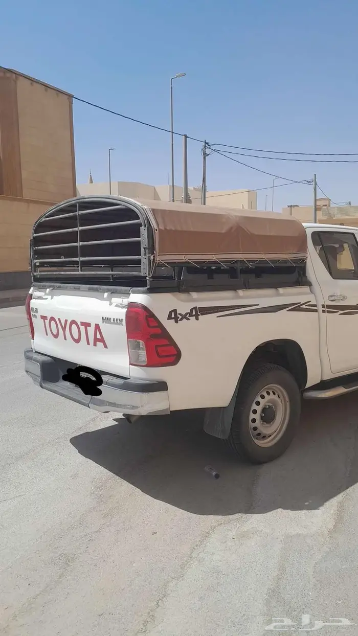 شد هايلكس مع شراعه غمارتين 0