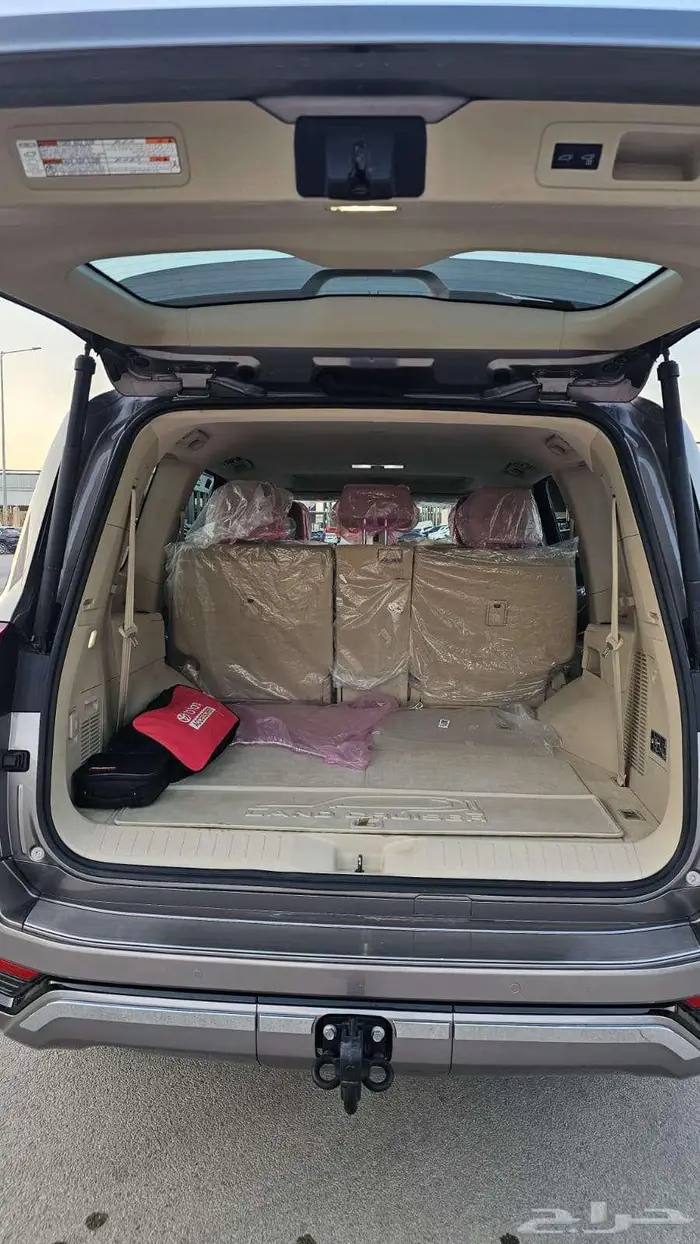 لاندكروزر GXR 2022 سعودي L3 8