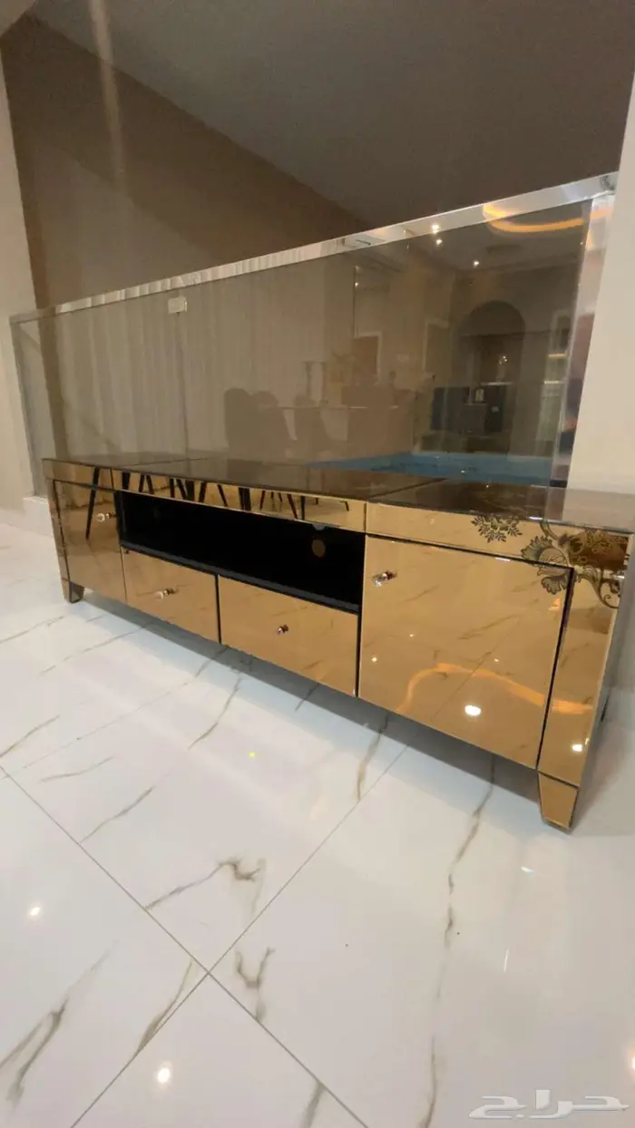 طاولة طعام   طاولة تلفزيون بنفس التصميم   4 كراسي 6