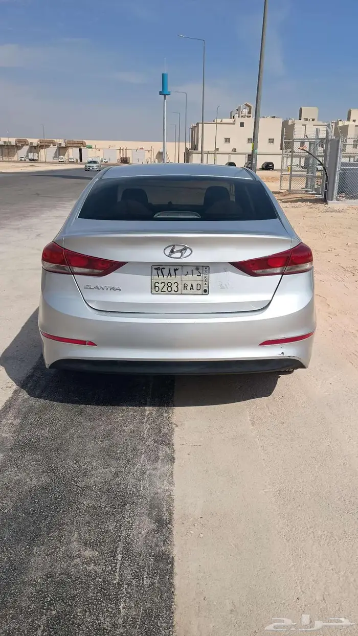 للبيع هيونداي النترا 2017 1