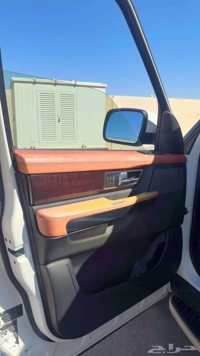 رنج روفر سبورت 2011 24