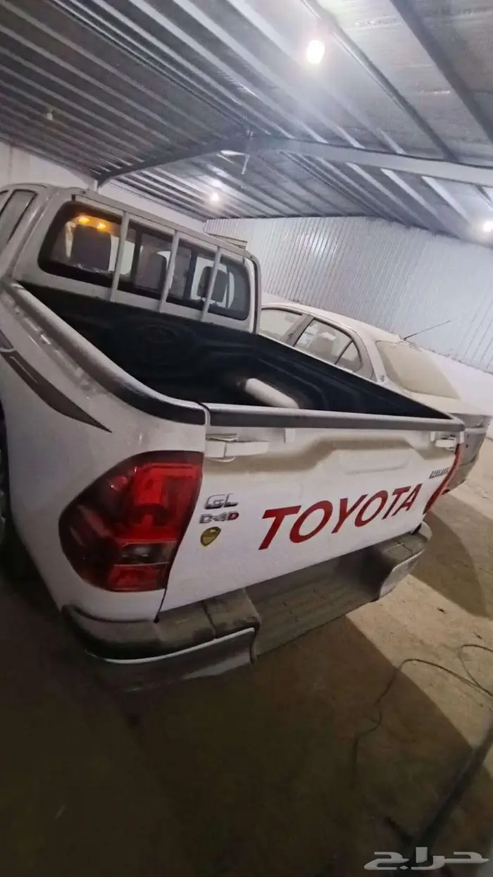 تويوتا هايلوكس غمارتين GL ديزل بدون دبل 2025 باقل الاسعار 2