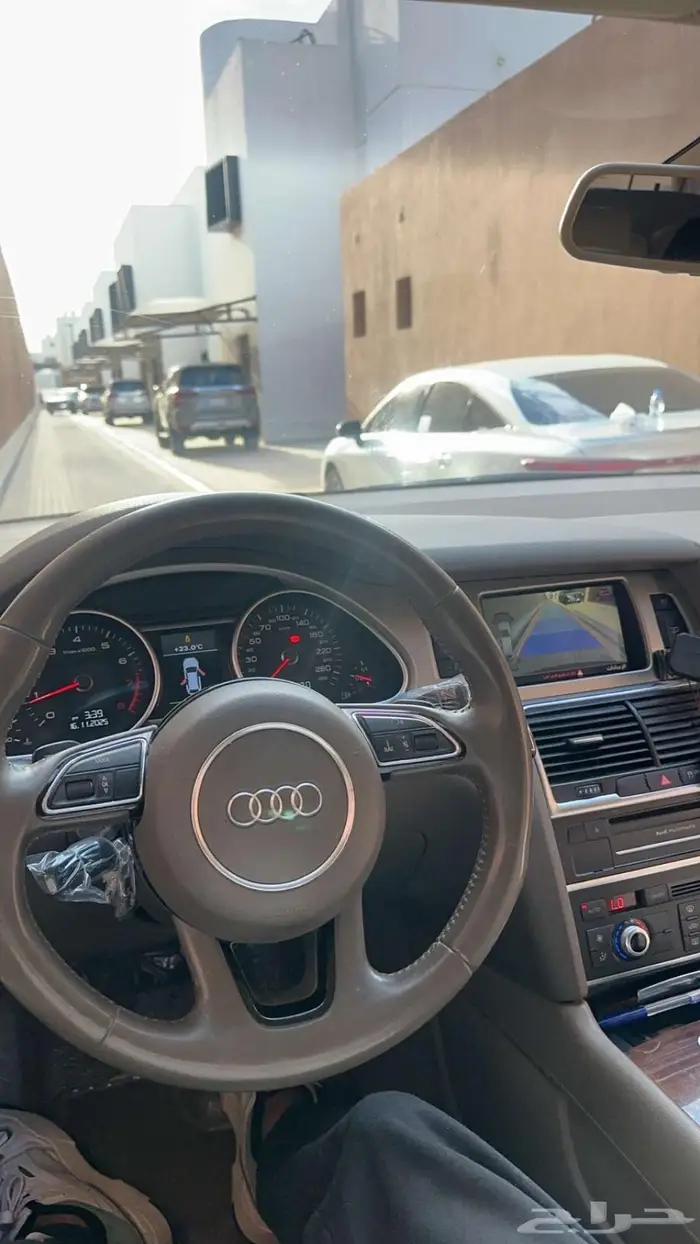 اودي Q7 4
