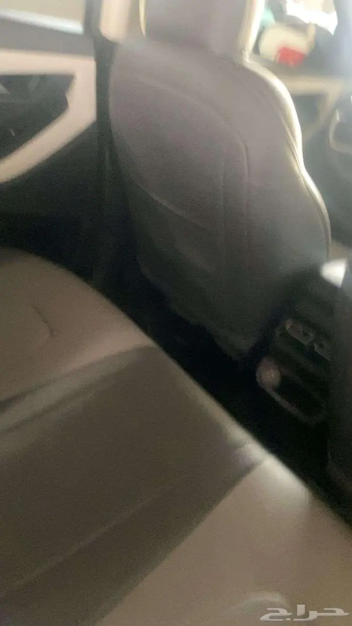 كريتا 2023اسود نصف فل بودي ومحركات وكاله عداد82 الف كم 10