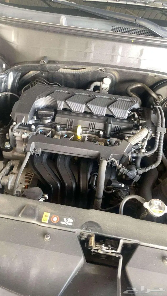 كريتا 2023اسود نصف فل بودي ومحركات وكاله عداد82 الف كم 4