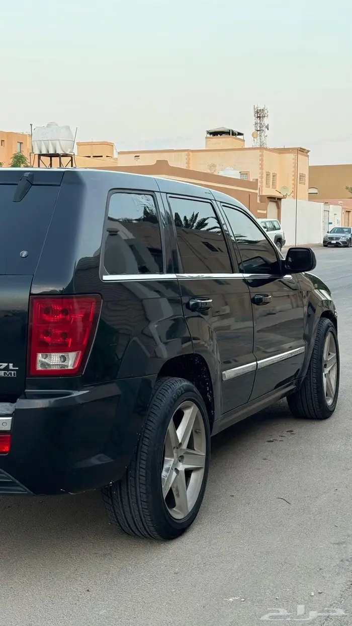 جيب شزوكي موديل 2006 13