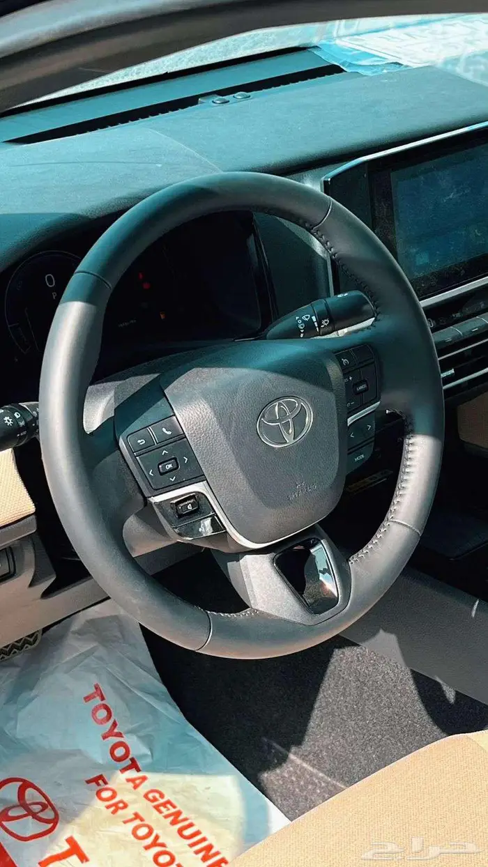 تويوتا كامري Eplus 2025 كاش استلام فوري 8