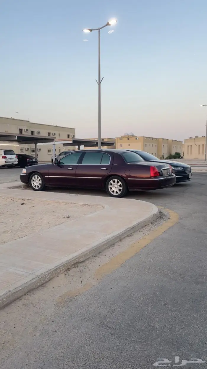 لنكون تاون كار2011 لارج 0